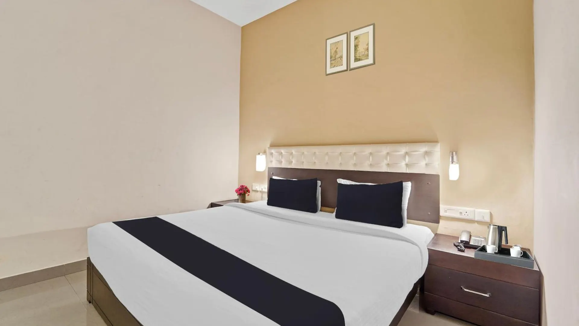 Отель Super Collection O Kalady Near Airport Alwaye Курортный комплекс