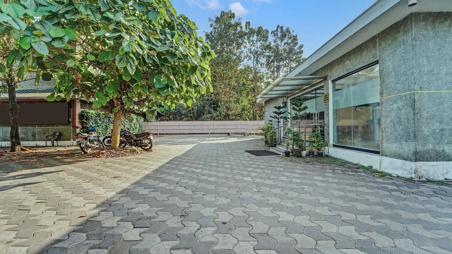 Super Collection O Kalady Near Airport Otel Alwaye Resort