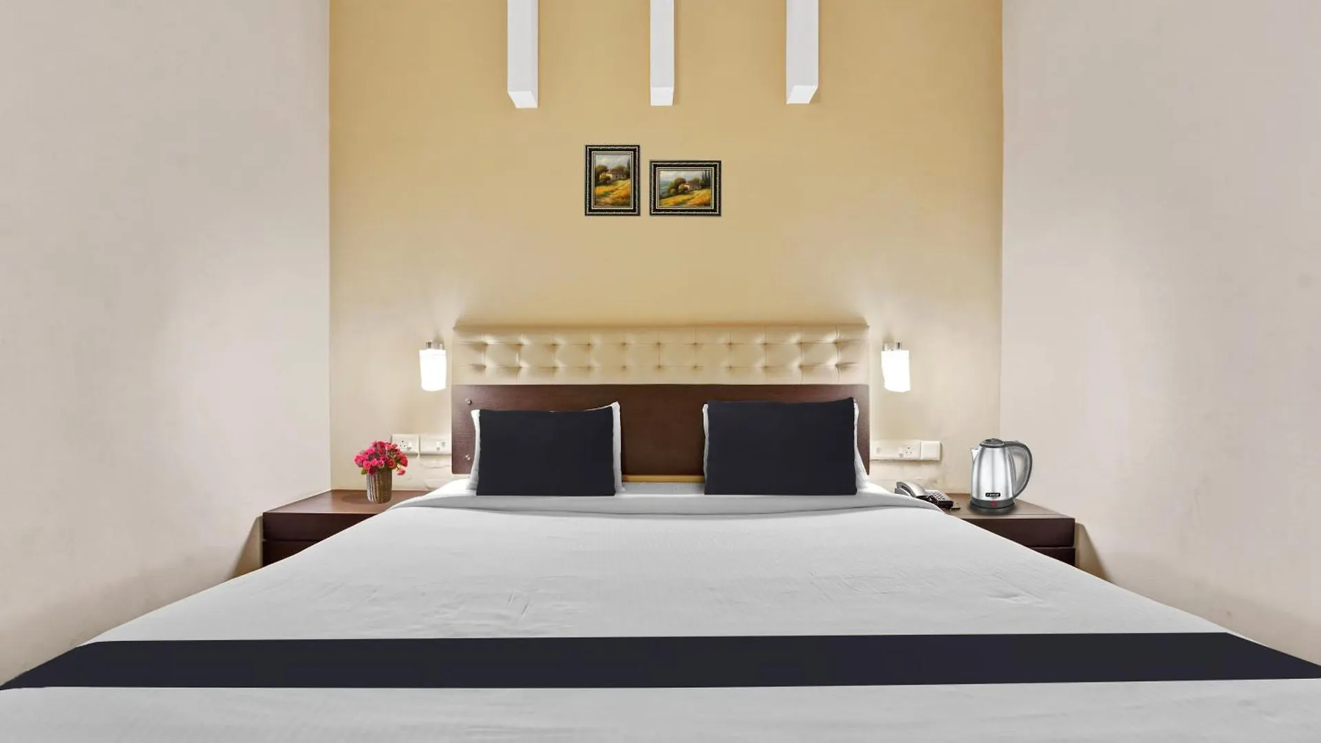 Super Collection O Kalady Near Airport Otel Alwaye 3*,  Hindistan